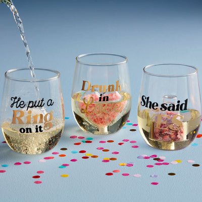 wedding icon wine glasses