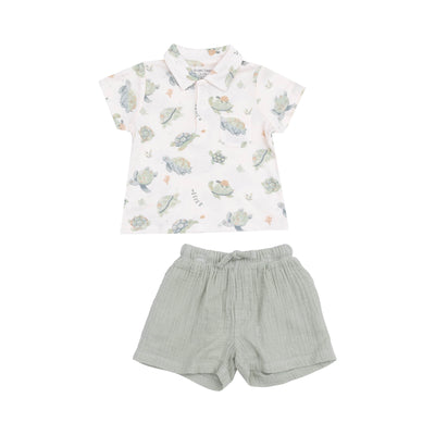 sea turtles shirt and shorts