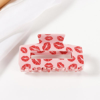 lipstick kisses hair claw clip